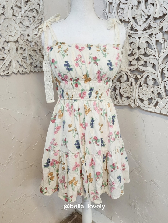 Dresses & Skirts - Adorable Spring Lace Strapped Ivory Floral Tie-Shoulder Sundress